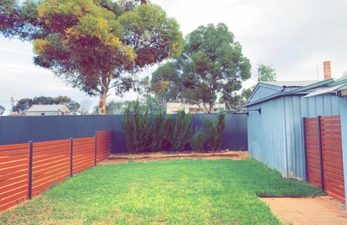Orroroo House | Orroroo Nuccaleena Cottage
