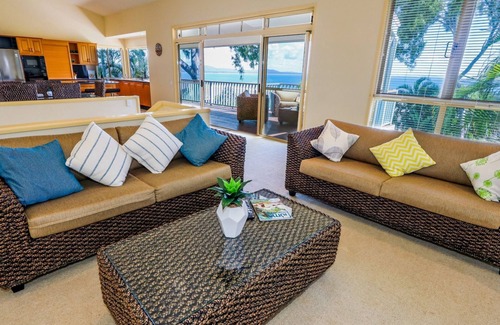 Seventeen Seventy House | ORTON LODGE AT 1770