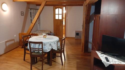 Nowy Dwor Gdanski Apartment | Orzechowy Dworek