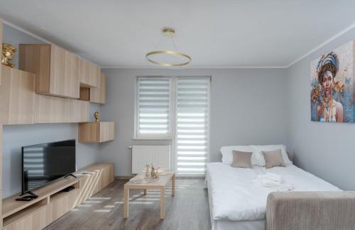 Krakow Apartment | Osiedle Piastów Charming Apartment by BookingHost