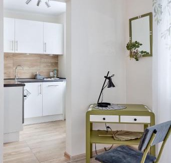 Stare Miasto District Apartment | Osiedle Zwycięstwa Chic Studio