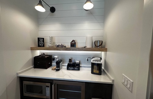 Walterboro House | Osprey Cottage Suite 3717-A - part of the Eden at Gracefield Event Venue