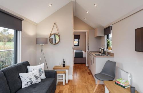 Huxley House | Osprey