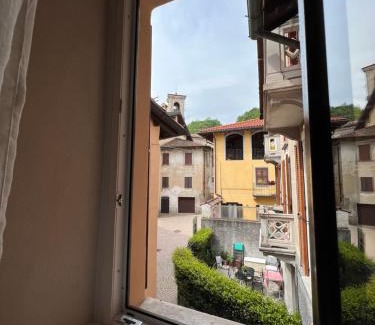 Brusimpiano Bed & Breakfast | OSTERIA al CANTONACCIO ROOMS