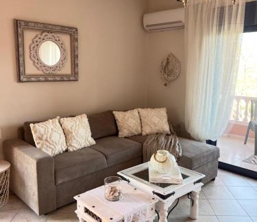 Chiliadou House | Ostraco Suite 2