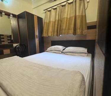 Park Street Apartment | Ostro Inn 1BHK Service Apartment Shakespeare Sarani