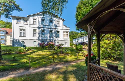 Seebad Bansin Hotel | Ostseehotel Villen im Park - ein Rovell Hotel