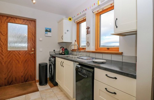 Tomintoul Cottage | OTAKARO, family friendly, character holiday cottage in Tomintoul