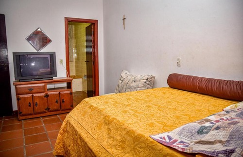 Balneario Arpoador House | Otima casa com Wi-Fi a 350m da Praia de Peruibe SP