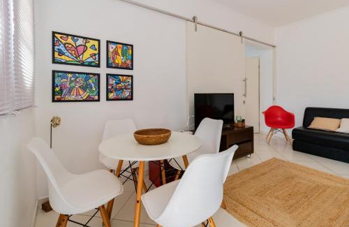 Tombo Apartment | Otimo apto c WiFi a 700m da Praia do Tombo-Guaruja