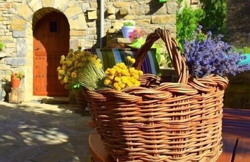 Broto House | Oto: Stone house for 2 to 8 kms Ordesa National Park