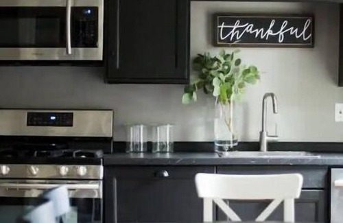 Norman House | OU campus home w king bed/20 mi to OKC Thunder