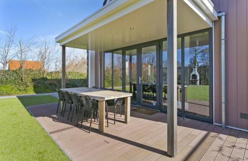 Ouddorp House | Oude Nieuwlandseweg 33 - Ouddorp - Villa Mastlo met 2 jacuzzi's - NOT FOR COMPANIES