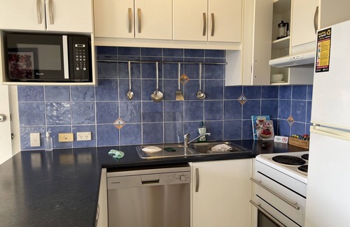 Point Lookout Apartment | Our barefoot property is set to delight you with beautiful views of the ocean.