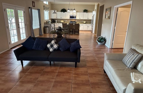 Trailwood House | Our beautiful 4BR 2.5BA just 8 minutes from State Farm Stadium