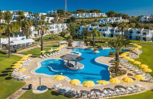 Alpouvar Apartment | Our House in Clube Albufeira