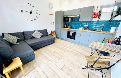 Lydney House | Our pet-friendly accommodation is ideal for an escape to the countryside.