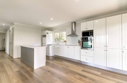 Lake Tyers Beach House | Outlook Views - Lake Tyers Beach