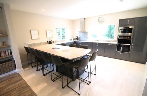 Killarney House | Outstanding Dromhale home