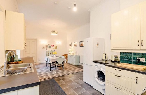 Rothesay Apartment | Outstanding, Georgian flat overlooking the bay