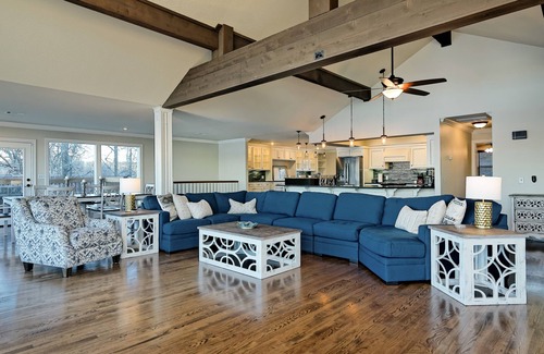 Beaver Shores House | Outstanding View Lake Access Spacious Lakehouse