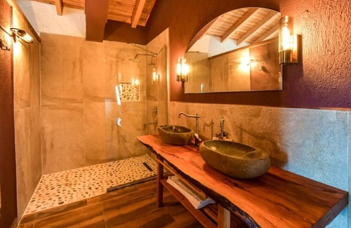 Yaniklar Villa | Outstanding Villa with Private Pool and Jacuzzi in Fethiye