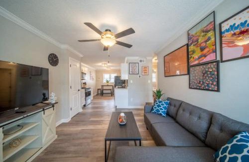 East Ocean View Apartment | OV Mosaic - Crystal Suite