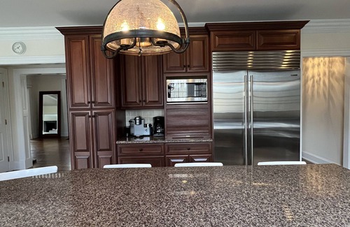 Lewisboro House | Over Sized Colonial on Private Road.