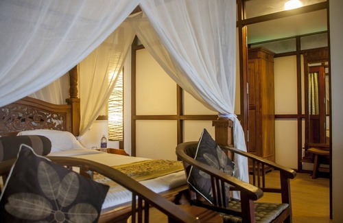 Poovar Hotel | Over The Hill