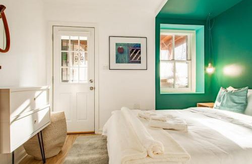 Adams Morgan Apartment | Over the Moon About C Adams Morgan METRO subway Rock Creek Park