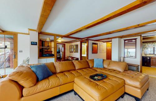 Hammondsport House | Over the River and Through the Woods