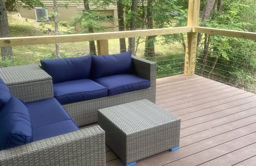 Young Harris Cabin | Overdue Views! Brand new creek side cabin