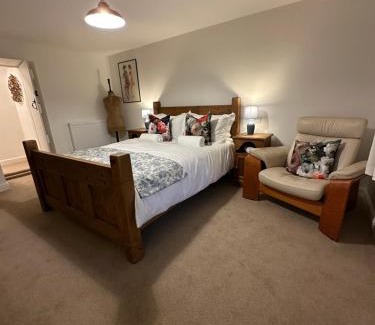 Tissington House | Overfield Farm