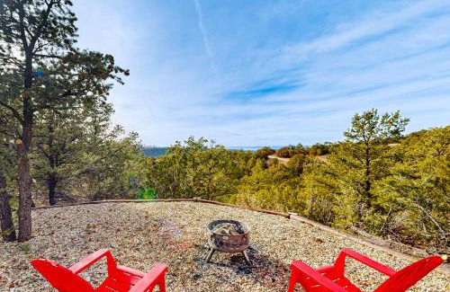 Valdez House | Overlook Cabin