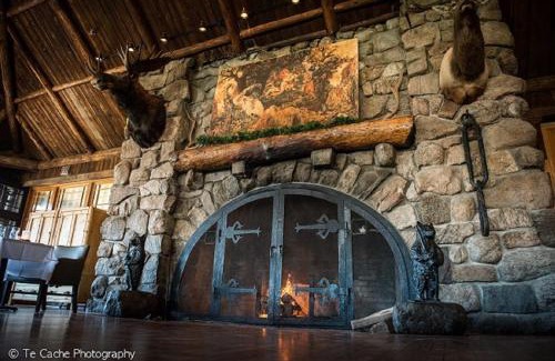 Bear Mountain Hotel | Overlook Lodge and Stone Cottages at Bear Mountain