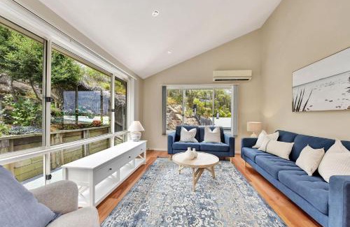 Wangi Wangi House | Overlook Nook - The Best Views in the Area