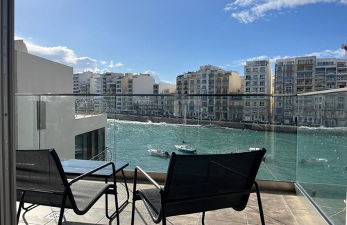 Paceville Apartment | Overlooking Spinola Bay in St Julian's