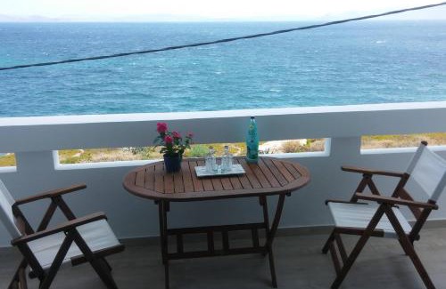 Rafina-Pikermi Apartment | Overlooking the blue sea