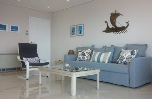Rafina-Pikermi Apartment | Overlooking the blue sea
