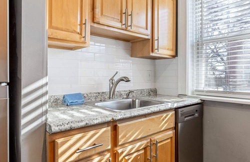 St. Louis Apartment | Oversized 2 Bedroom Apartment in South City!