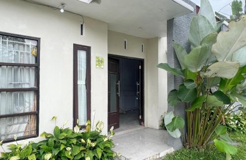 Wonosobo Hotel | OWK Homestay Mitra RedDoorz Wonosobo