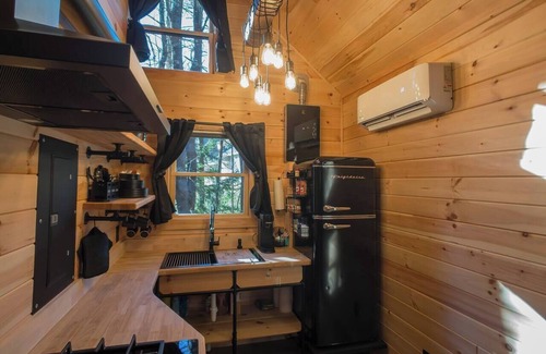 Alstead Cabin | Owl's Nest Treehouse