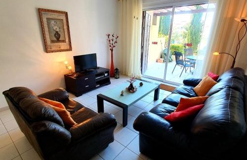 Koloni House | Owls Nest Townhouse