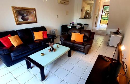 Koloni House | Owls Nest Townhouse