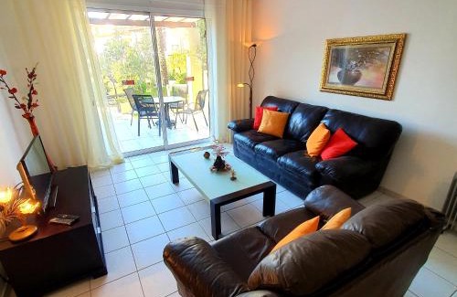 Koloni House | Owls Nest Townhouse