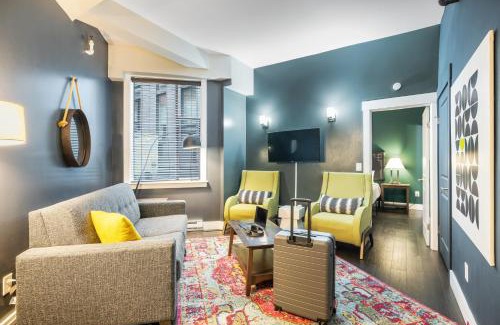 Downtown Seattle Apartment | Oxford Apartment by At Mine Hospitality