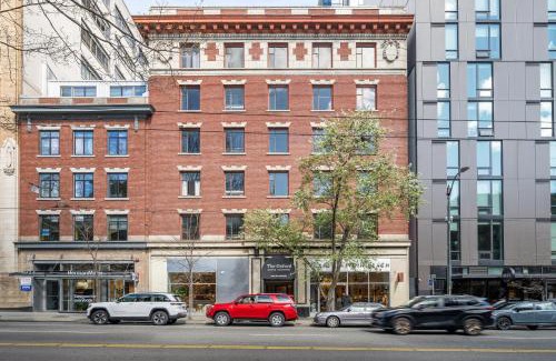 Downtown Seattle Apartment | Oxford Apartment by At Mine Hospitality