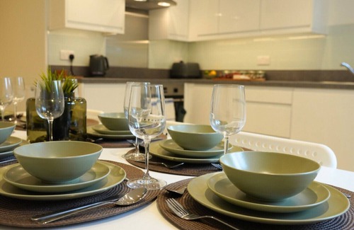 Oxford House | Oxford- Refurbished 4 bed -15 mins to centre