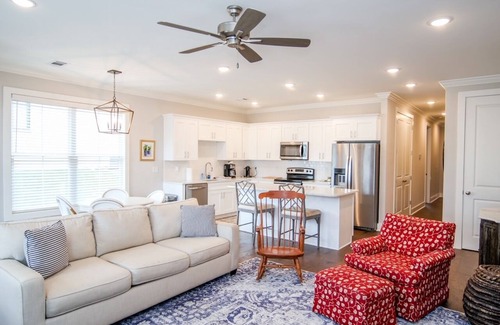 Oxford House | Oxford Townhome Rental