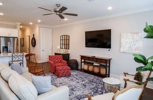 Oxford House | Oxford Townhome Rental